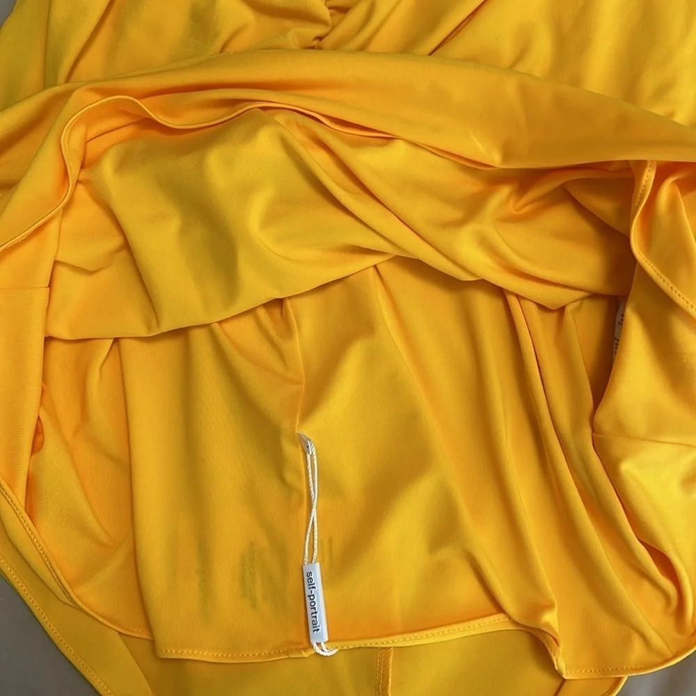 Self-Portrait Dress Bodycon Mini Size 8 Yellow Jersey Off-Shoulder Ruched - Picture 10 of 13